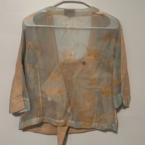 Unique Double breasted distressed light jacket - Picture 2 of 2